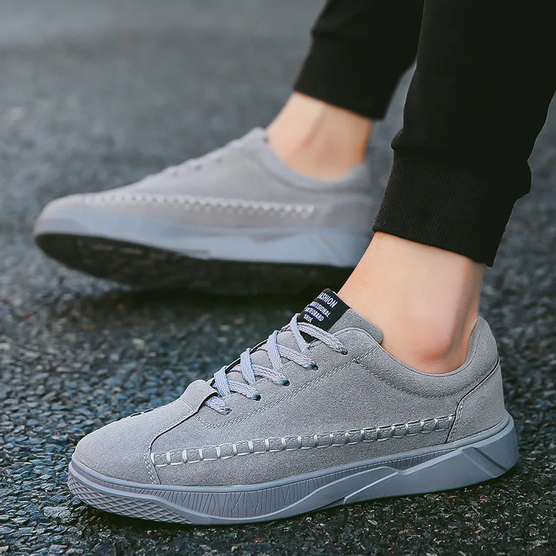 Zapatillas de Skateboard de ante para hombre, zapatos planos transpirables para caminar