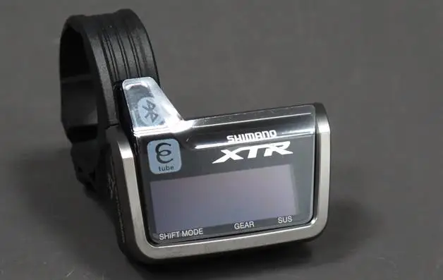 

Велосипедный переключатель D-FLY X-T-R Di2 SC-M9051