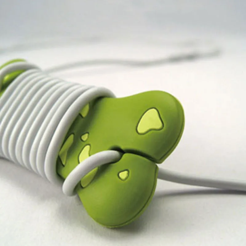 

2 PCS Headphone Cord Winder Wrap Creative Cute Camouflage Dog Bone Earphone Winder Home Tidy Organiser