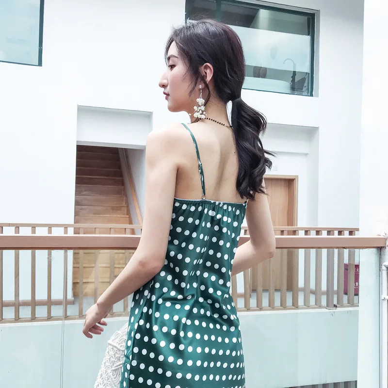 New Summer Comfortable Simulation Silk Lively and Lovely Nightdress Ice Silk Sleepwear Spaghetti Strap Sleeveless Sexy Backless