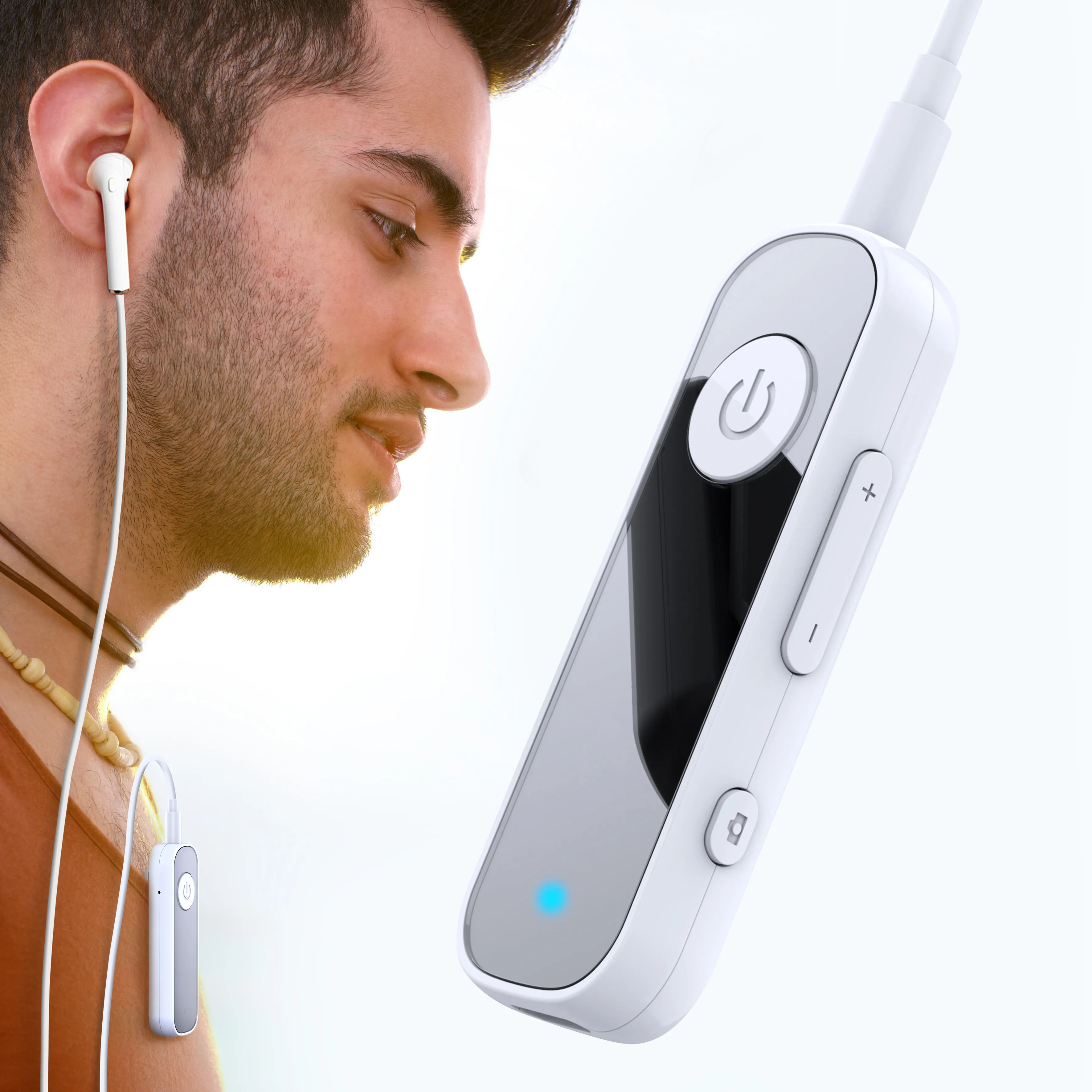 play aux and bluetooth at the same time