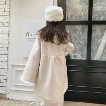 

Winter 2020 popular new Japanese soft girl loose cute doll collar woolen coat in long coat women
