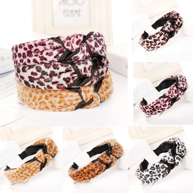 

New for autumn and winter, retro small mink fur, leopard print, polka dot lattice, twisted headband, wide side