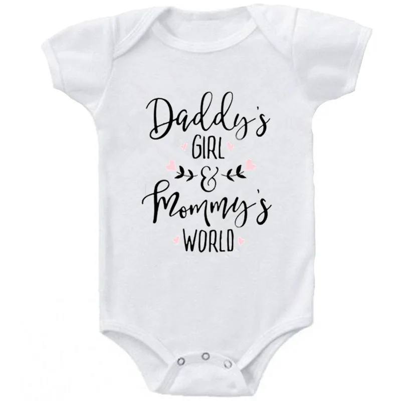Daddy's Girl Mommy's World/Одежда для маленьких девочек белое хлопковое боди для новорожденных, милый Детский боди с короткими рукавами детские ползунки для девочек - Цвет: Белый