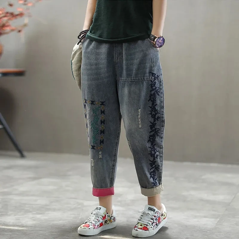 Elastic Waist Embroidered Jeans Ninth Pants 2022 Female Summer New Fashion High Waist Loose Fashion Embroidery Hole Was Thin