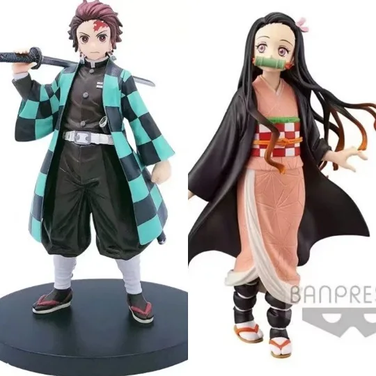 

Demon Slayer Cosplay Props PVC Action Figures Model Tanjirou Nezuko Anime Kimetsu no Yaiba Figurine Toys Dolls Gift