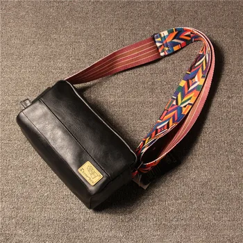 

One shoulder bag with colored ribbons for casual Korean men's bag sports men's and women's phones small square bags across