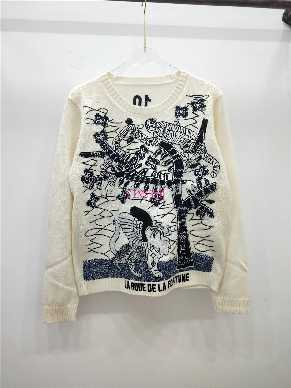 

Embroidery Letters 10 Totem of Fortune Round Collar Long Sleeve Sweatershirt Europe Street Heavy Fashion White Sweater