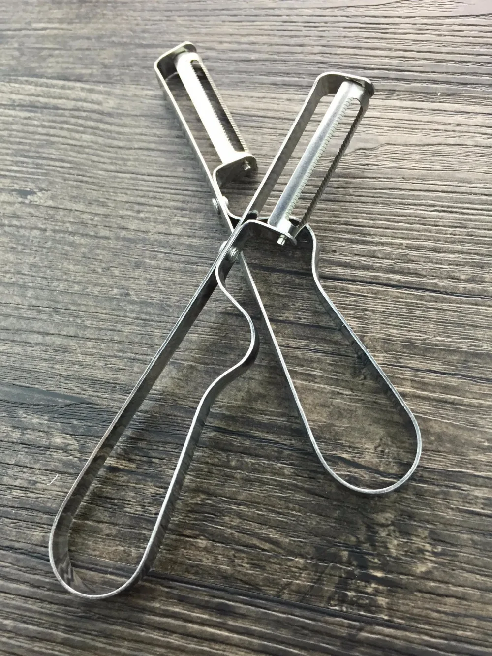 1PC-New-Multifunctional-Vegetable-Fruit-Peeler-Zester-Cutter-Potato-Peelers-Slicer-Cooking-Tools-Gadgets-Helper-KW(1)