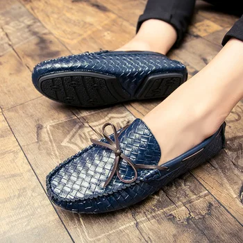 

stone grain embossed high grade men shoes. Comfortable business men casual shoes. men's flats 786