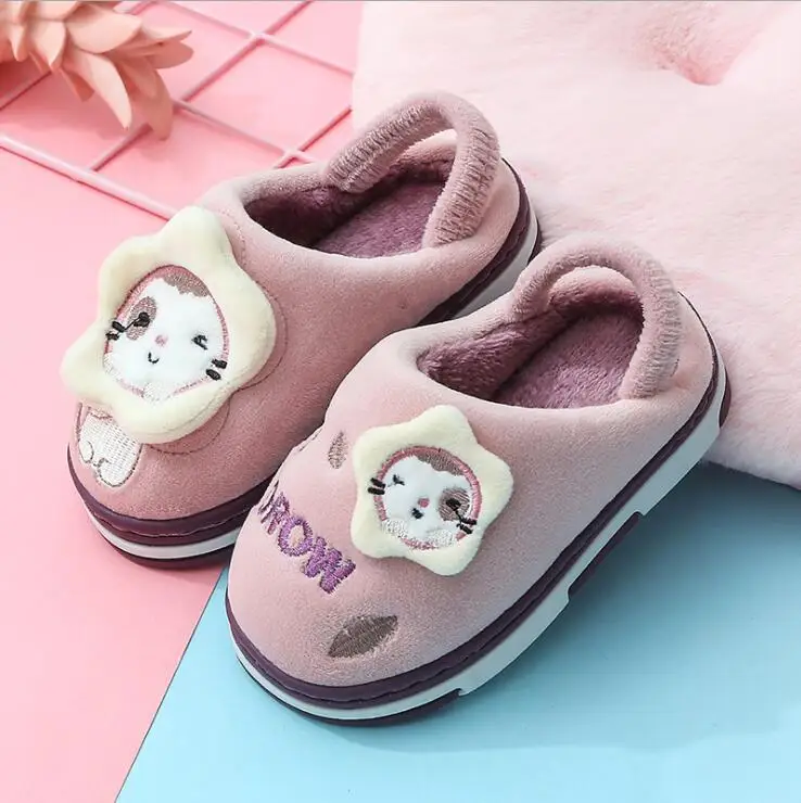 Baby cotton slippers winter 1-3 years girls home shoes infants non-slip warm soft bottom children cotton slippers cartoon cute