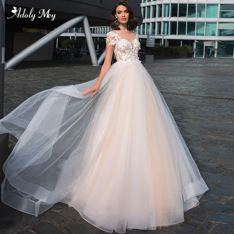 

Adoly Mey New Elegant Scoop Neck Short Sleeve A-Line Wedding Dresses 2020 Luxury Appliques Beaded Flowers Bohemian Wedding Gown
