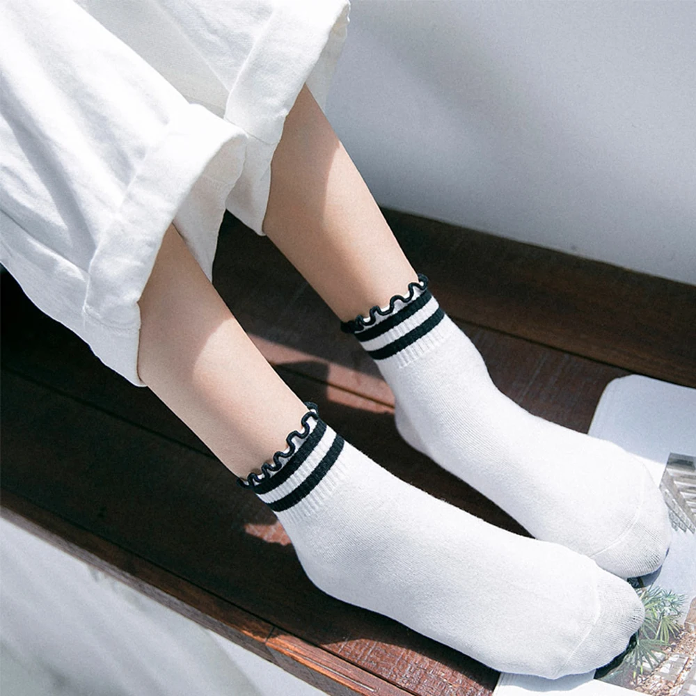1 пара, женские носки, полосатые хлопковые носки в горошек с сердечками, черно-белые носки на осень и зиму, милые женские носки с оборками