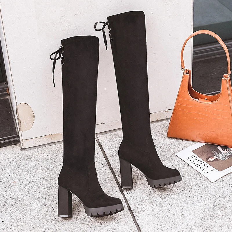 Женские ботфорты выше колена; сапоги до бедра на очень высоком каблуке 10 см; женская зимняя теплая водонепроницаемая обувь; Цвет Черный