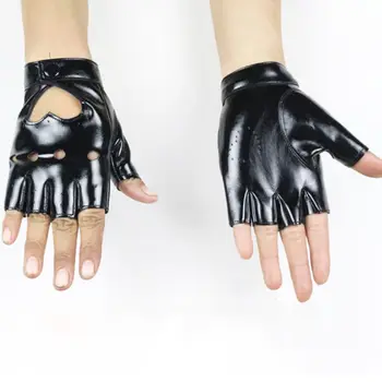 

Fashion Women Half Finger Gloves Girls Cool Heart Hollow Faux Leather Nightclub Show Dance Fitness Fingerless Glove