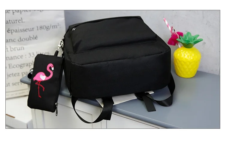 8792905884_271807276