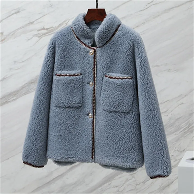 Fashion New Short Sheep Shearing Coats female Autumn Winter Korean Warm lambswool Faux Fur jacket women Loose overcoat Tide