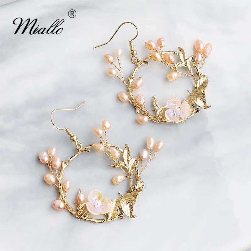 

Miallo Luxury Handmade Freshwater Pearls Wedding Earrings Gold Flowers Bridal Drop Earrings Big Lady Eardrop