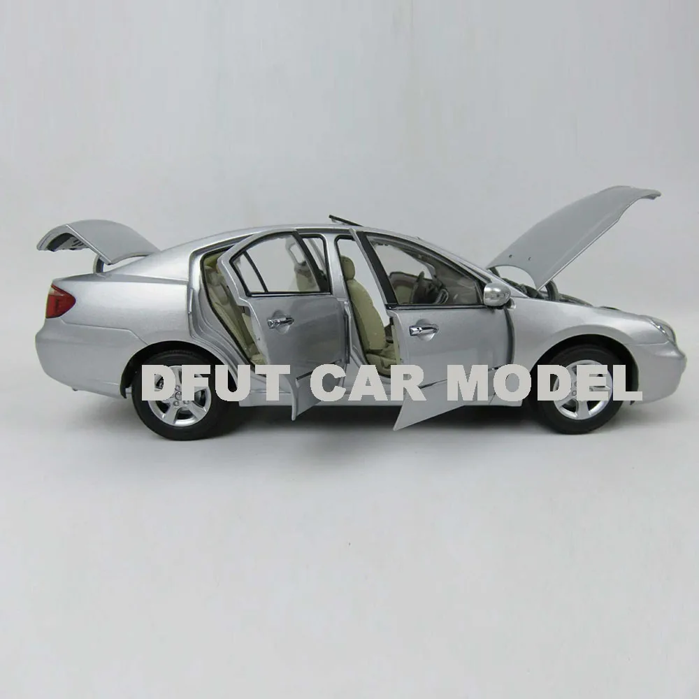 1:18 GALANT игрушечная машинка из сплава, модель детской игрушечной машины, оригинальная Авторизованная аутентичная детская игрушка, подарок
