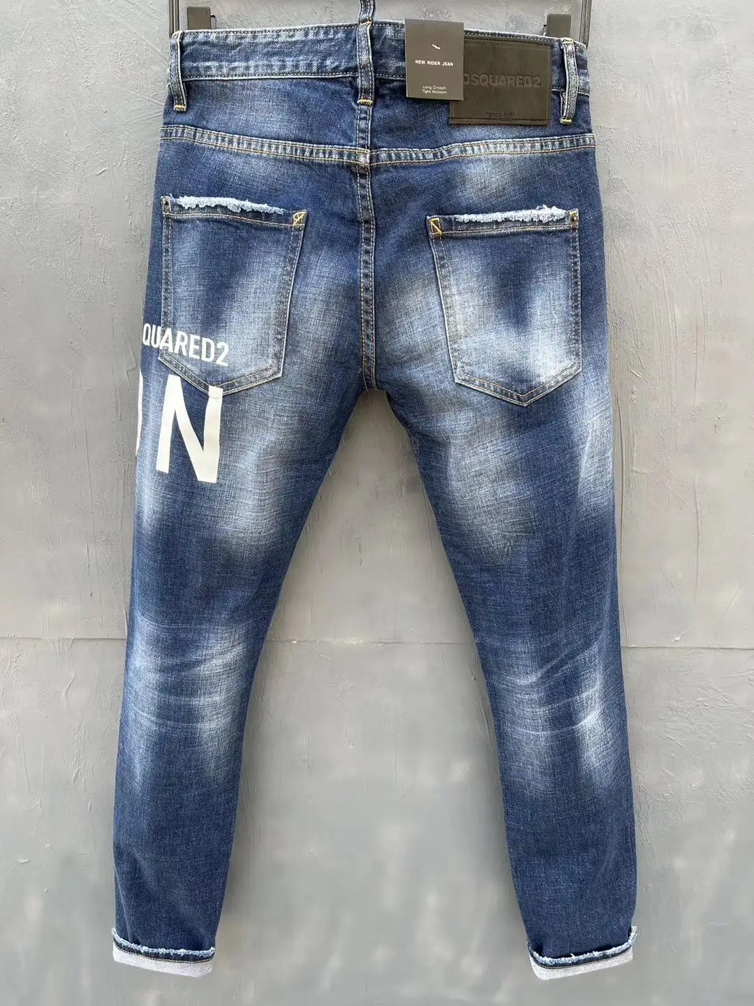 DSQUARED2 Celana Jeans Desain Jeans 
