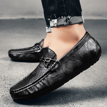

summer Fashion Men's Driving Moccasins Outdoor Loafers Mens genuine Leather Casual Shoes Man slip on Trendy Party Flats