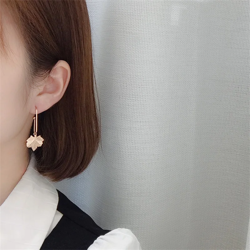 2019 New Titanium Steel Maple Tassel Long Women's Earrings Simple Plant Plating Gold Geometric Stainless Girls | Украшения и