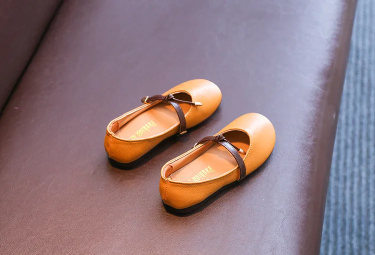 Новая Осенняя обувь для девочек, обувь с мягкой подошвой, детские тонкие туфли, красивая обувь принцессы, Корейская обувь