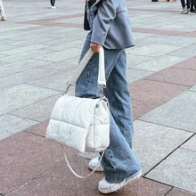 

Quilted Soft Padded Bag Women 2021 New Crossbody Shoulder Bag Designer Fashion Plaid Soft PU Handbags Ladies Square Blown Bag