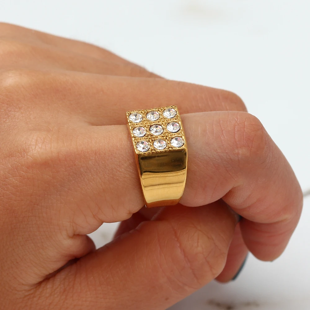 Men's Unique Geometric Wedding Ring – ARTEMER