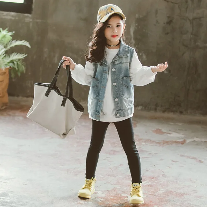 Hot Sale Square Collar Letter Denim Vest For Girls Blue Korean Fashion Girls Outerwear Jean Vest For Kids Clothes 4 To 12T