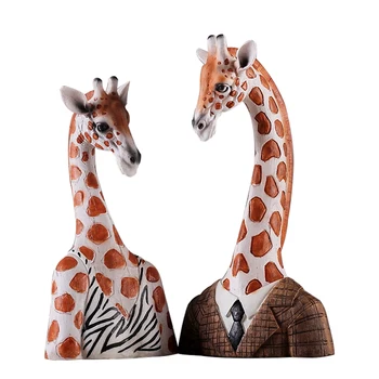 

Abstract Giraffe Character Figurine Creative Resin Ornament Home Decoration Craft Desktop Living Room Decor Accessories Gifts