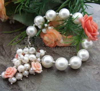 

B010811 8'' White Pearl And Sea Shell Pearl Pink Flower Bracelet
