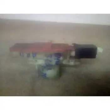 

1373184 engine Central Locking Front Right Bmw 3 Series Saloon (e30) *