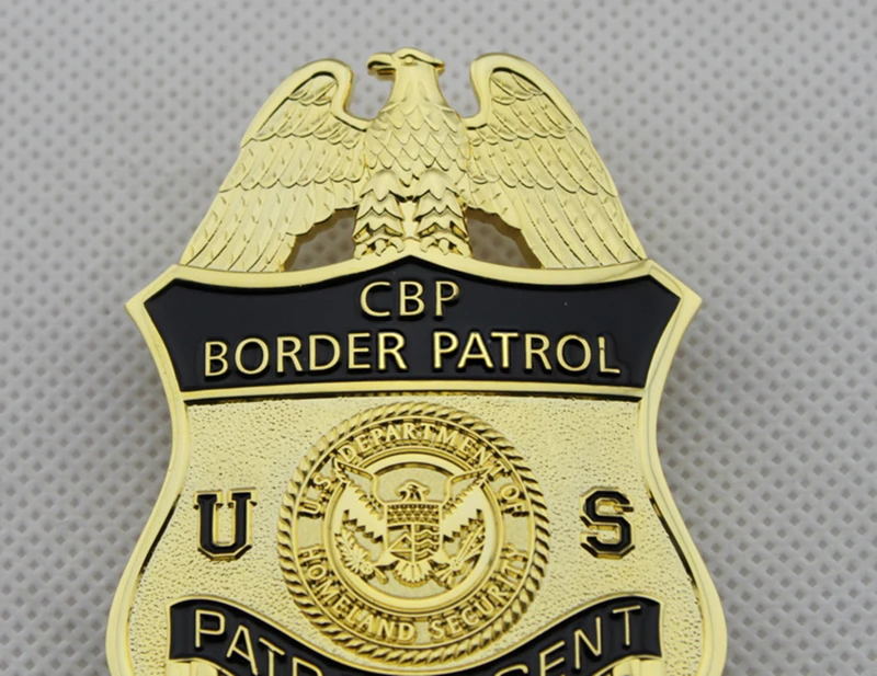 Классический Отдел внутренней безопасности США CBP агент по патрулю границы, Реплика Фильма Prop Pin значок