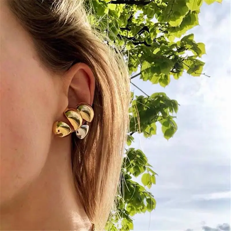 

SRCOI Simple Personality Ear Cuffs Without Piercing Hip Hop Earrings Punk Metal Silver Gold Color Clip Earrings For Women Party