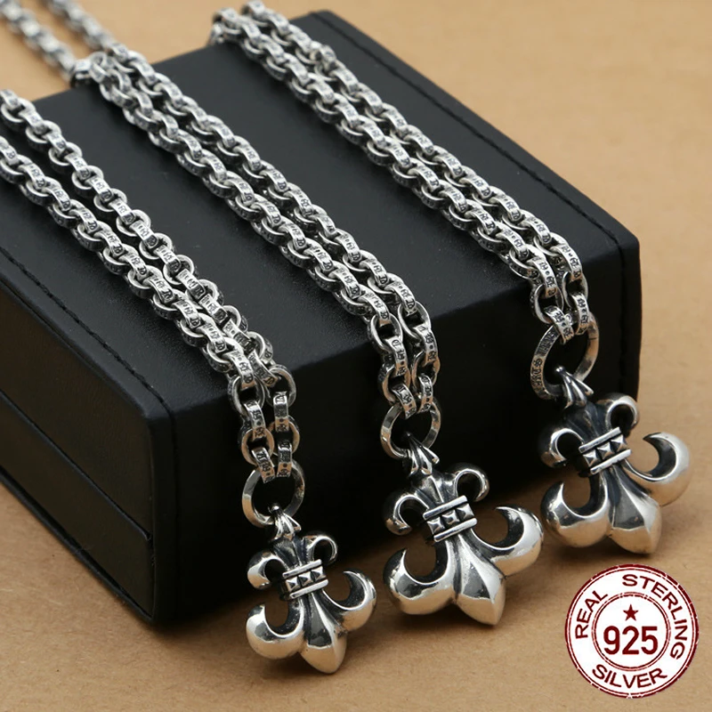 

Sterling Silver Necklace Personality simple wild style mosaic of the Crusader flower pendant Classic couple style sweater chain