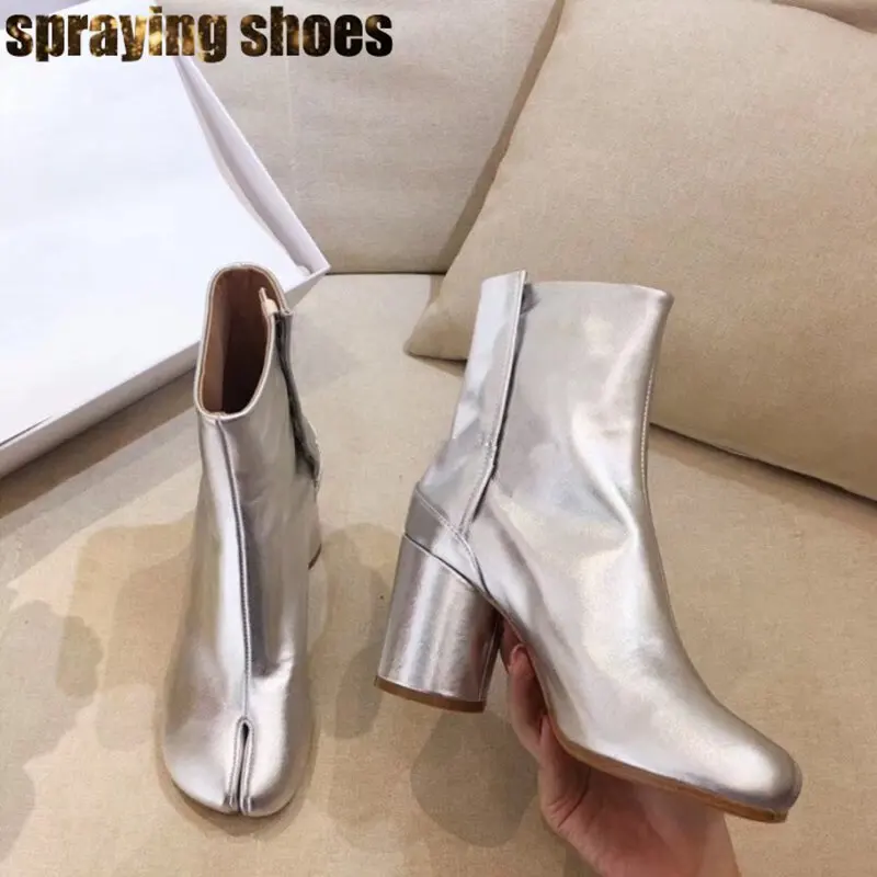 

2019 Brand New Tabi Boots Split Toe Design Ankle Boots Women Chunky High Heel Leather Boots Runway Shoes Woman Boots Black/White