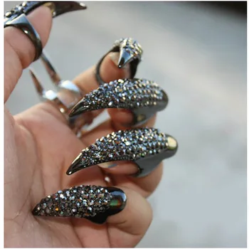 

European And American Exaggerated Knuckle Fingernail Geometric Shape Punk Style Fashion Cat-demon Pointed Claw Ring Long Female