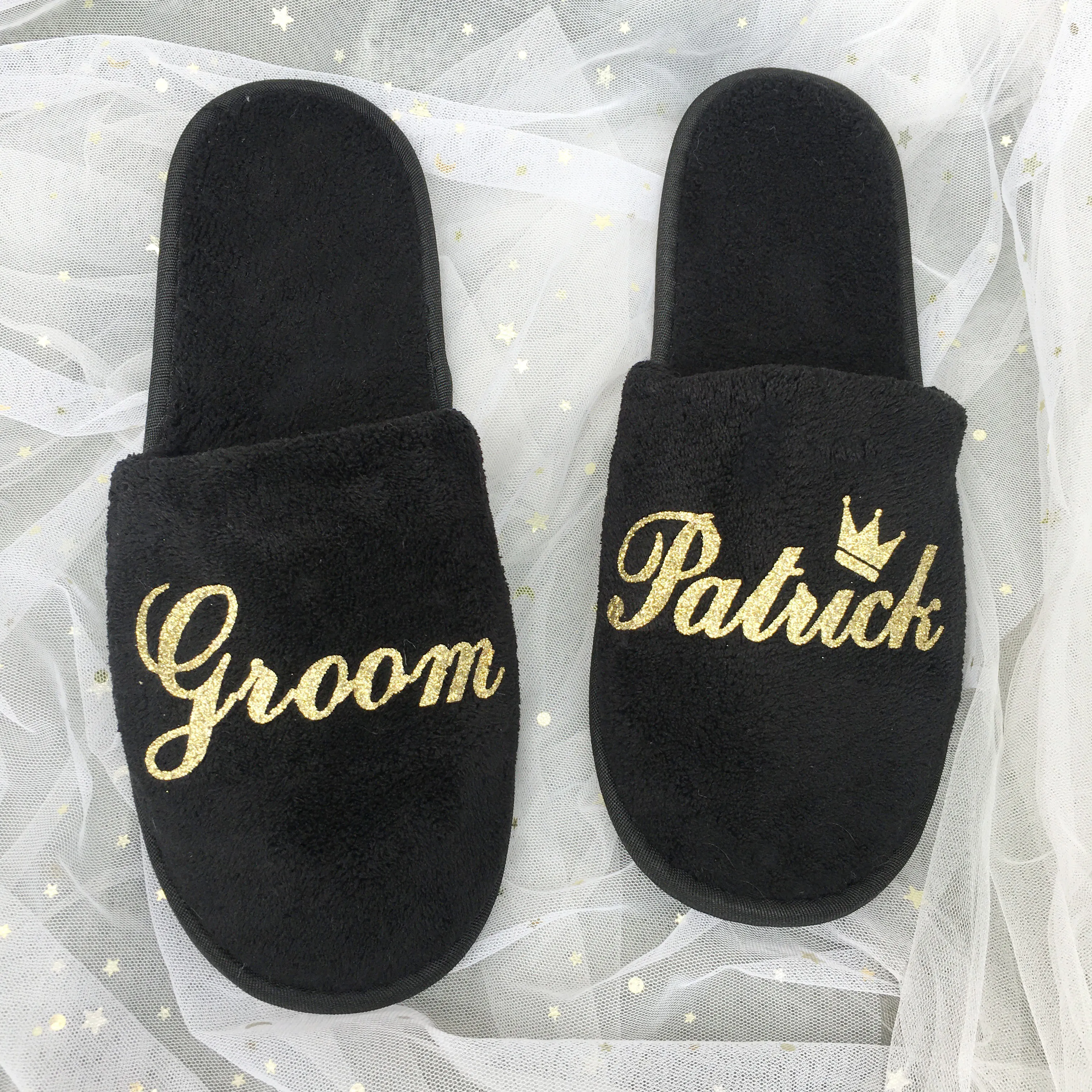 

Free Shipping 5pairs lot Custom Team Groom Slippers black white best man Father of Groom groomsman wedding gifts for guests