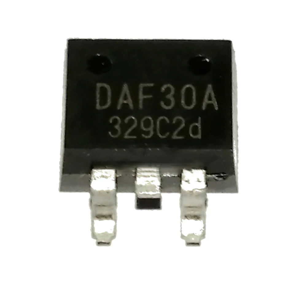

100pcs DAF30A DAF30 TO-263 Liquid crystal plasma triode