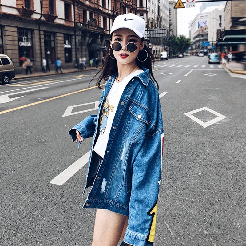 Светильник-цветная джинсовая куртка Женская Студенческая Harajuku Свободные для маленькой девочки в стиле хип-хоп, пальто