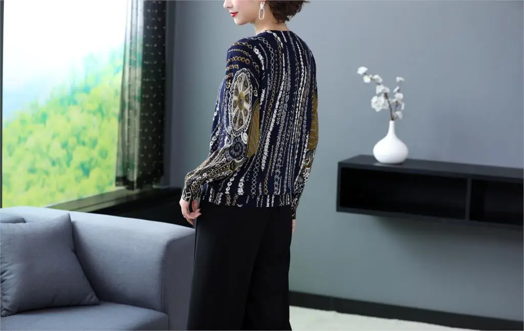 YISU Knitted Sweater Women Autumn Winter O-neck Long Sleeve Loose Pullover Jumper Tops Floral pattern Printed Sweaters Women