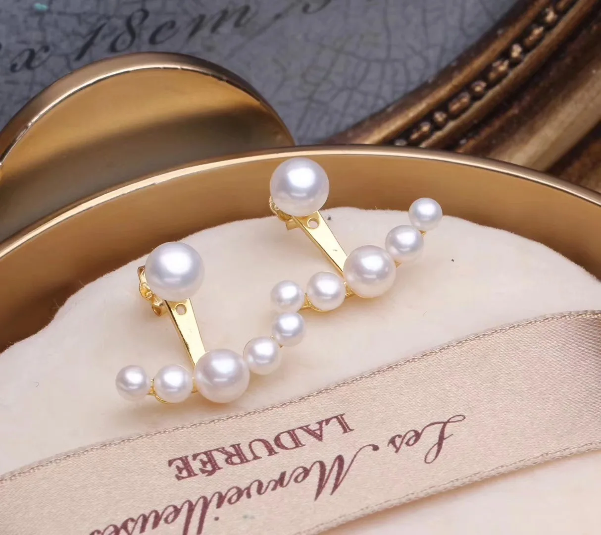 O1CN01MMN1U81QBBhJIZlo3_!!2200