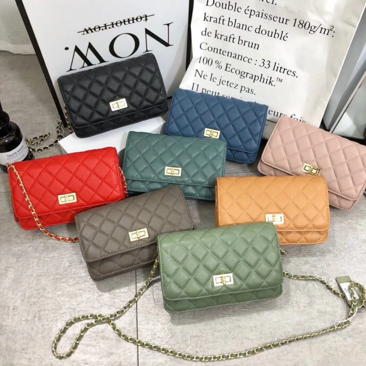 

WOMEN'S Leather Bags Full-grain Leather Shoulder Bag Women's Graceful Rhombus Chain Square Sling Bag