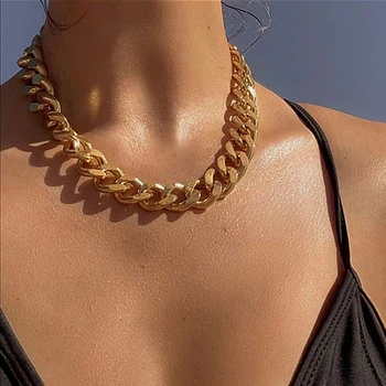 

Hip Hop Baroque Pearl Medallion Coin Pendant Necklace Women Fashion Multi Layered Chain Necklace Choker Punk Jewelry 2020