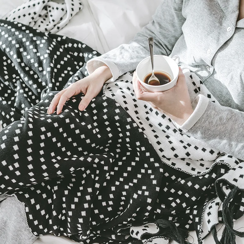 New Style Sofa Thread Blanket Knitted Blanket Manufacturers Direct Selling Rueijing Textile Nap Blanket Model Room Bed Blanket
