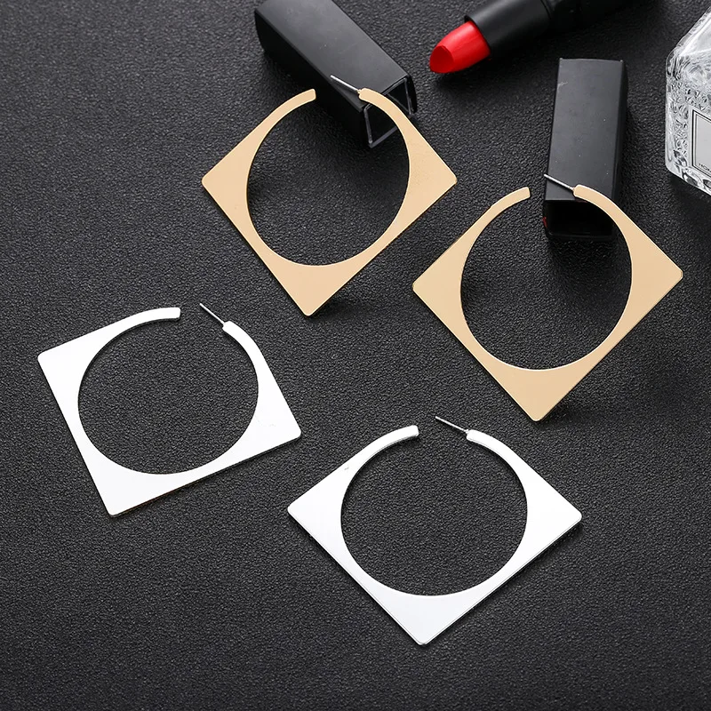 

Ethnic Exaggerated Fashion Big Earrings Bohemian Personality Geometric Metal Gold Earrings Statement Women's Jewelry Earrings