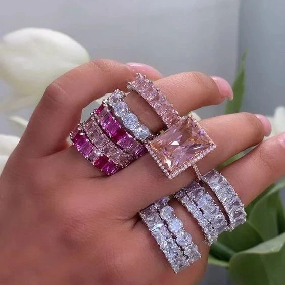 Get the Perfect Rose Quartz Engagement Rings | GLAMIRA.in