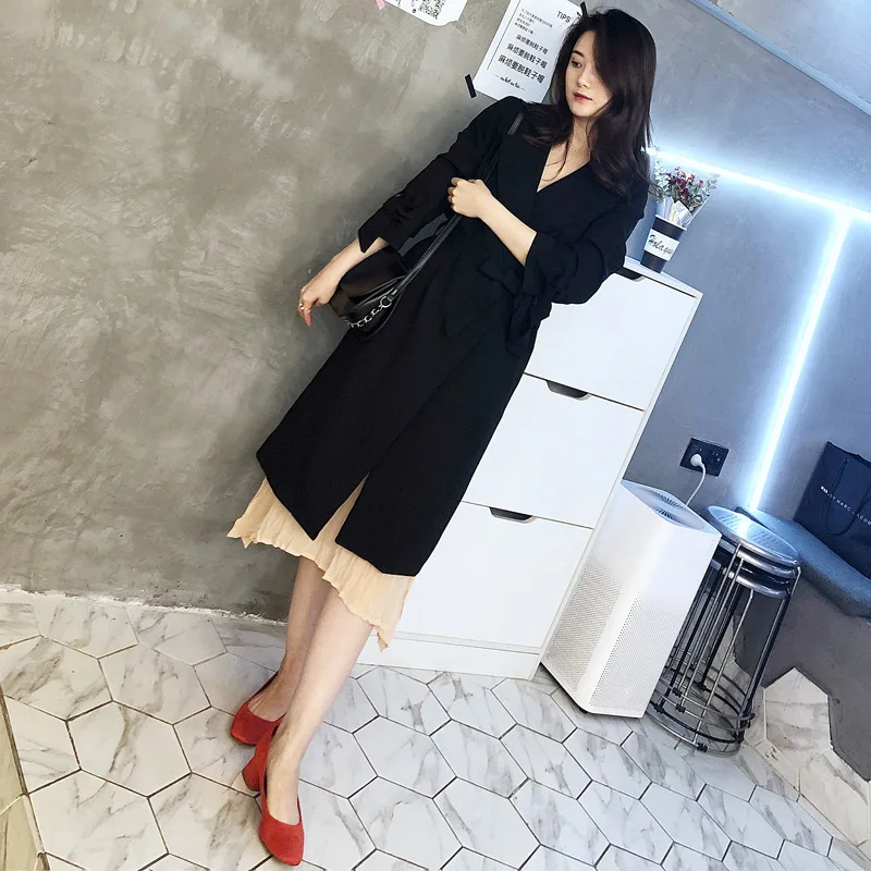 

VIDEO + Photo Shoot Hepburn Wind Stereo Mid-length Trench Coat