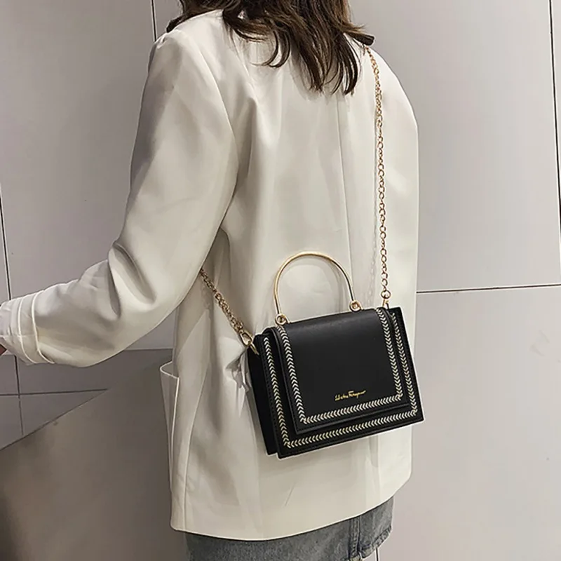

Women Fashion Messenger Bags Solid Color Patent Leather Crossbody Satchel Small Square Bags Mini Female Shoulder Bag